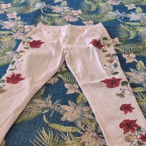 VENUS White Jeans with Red Floral Embroidery